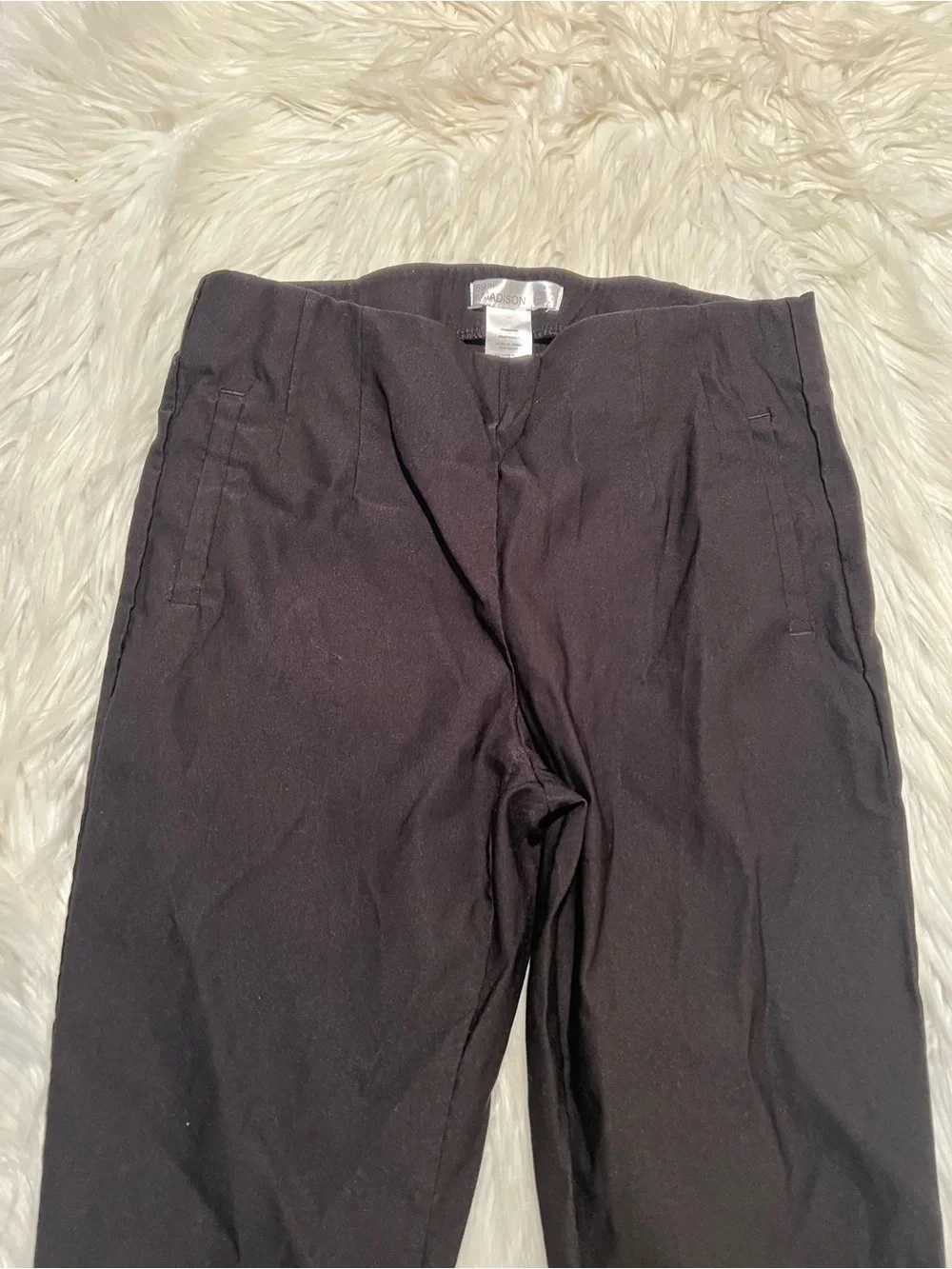 89th & Madison Womens Size Small Ultra Stretch Capri Pants Black Pull On Cropped